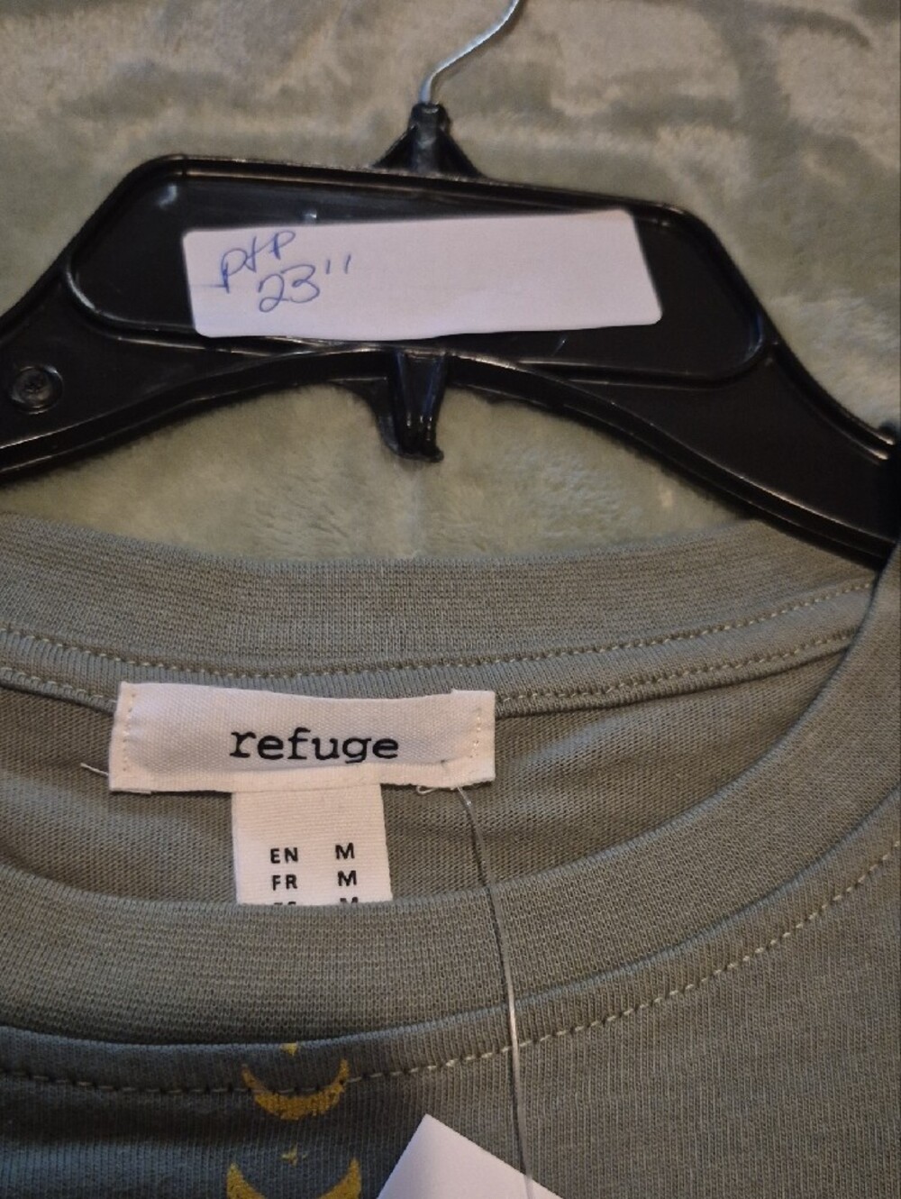 Refuge Sage Green Stars And Moon T-shirt Ptp 23" - Picture 4 of 6